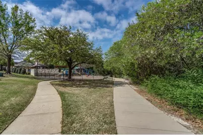 1302 Hansberry Drive, Allen, TX 75002 - Photo 38