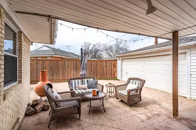 10615 Larchfield Lane, Dallas, TX 75238 - Photo 28