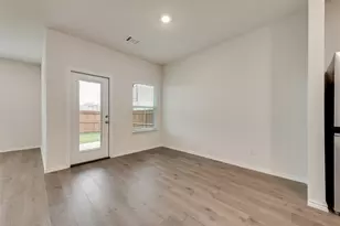 124 Labein Ave, Greenville, TX 75402 - Photo 8