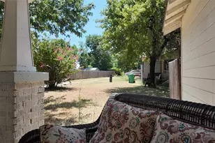 200 S Mimosa St, Paradise, TX 76073 - Photo 4
