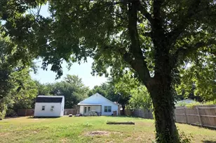 200 S Mimosa St, Paradise, TX 76073 - Photo 24