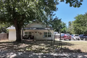 200 S Mimosa St, Paradise, TX 76073 - Photo 2