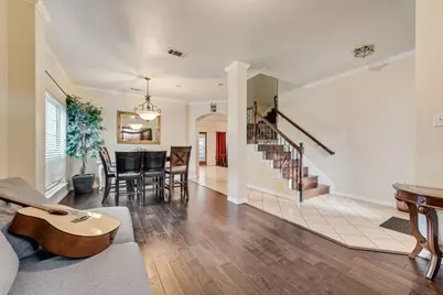 5715 Creekhollow Drive, Arlington, TX 76018 - Photo 6