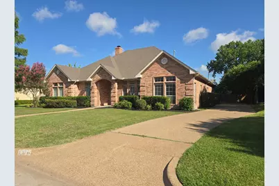 6376 Newport Court, Fort Worth, TX 76116 - Photo 2