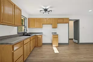 3910 Vanette Ln, Dallas, TX 75216 - Photo 8