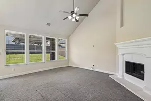 15221 Mount Evans Dr, Little Elm, TX 75068 - Photo 10