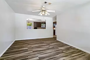 308 N Ave C, Springtown, TX 76082 - Photo 4