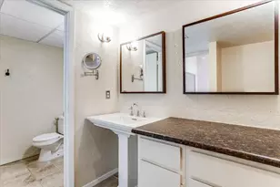 29 Oakbrook Dr, Lewisville, TX 75057 - Photo 12