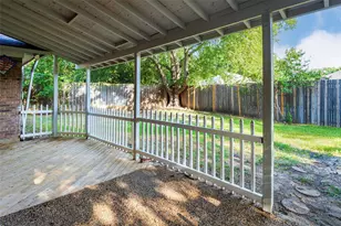 911 Gwinnett Cir, Arlington, TX 76017 - Photo 26