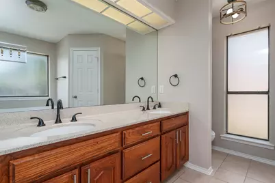 911 Gwinnett Circle, Arlington, TX 76017 - Photo 20