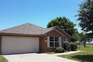 1420 Fitzhugh St, McKinney, TX 75069 - Photo 2