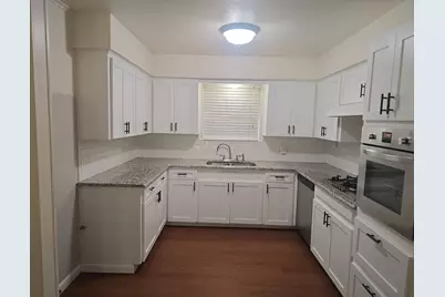 5621 Wedgworth Road, Fort Worth, TX 76133 - Photo 4