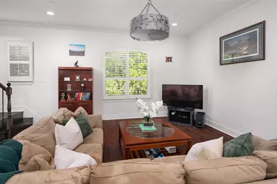 3237 Hugo Place, Dallas, TX 75204 - Photo 8