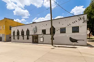 215 N Walton St, Dallas, TX 75226 - Photo 1