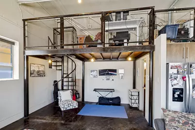 215 N Walton Street #1, Dallas, TX 75226 - Photo 10