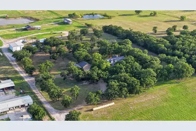 443 County Road 3342, Paradise, TX 76073 - Photo 34