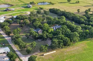 443 Co Rd 3342, Paradise, TX 76073 - Photo 34