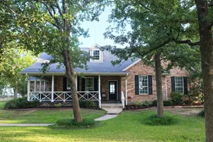 443 Co Rd 3342, Paradise, TX 76073 - Photo 1