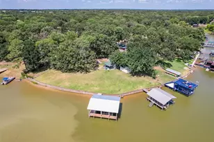 182 Indian Gap Rd, Mabank, TX 75156 - Photo 2