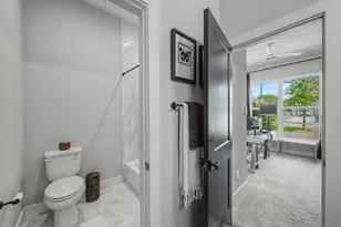1209 Hilltop Dr, Grapevine, TX 76051 - Photo 40
