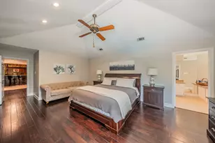 1406 Riverview Dr, Arlington, TX 76012 - Photo 22