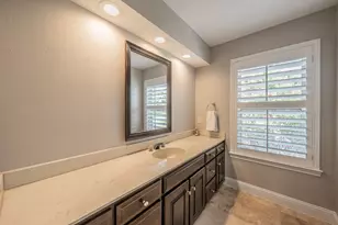 1406 Riverview Dr, Arlington, TX 76012 - Photo 28