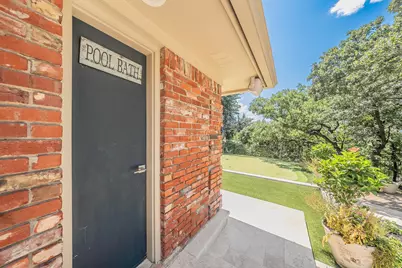 1406 Riverview Drive, Arlington, TX 76012 - Photo 38