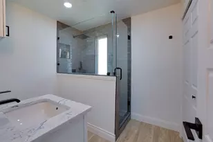 3631 Coral Gables Dr, Dallas, TX 75229 - Photo 12