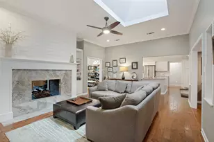 2708 Monarch Dr, Arlington, TX 76006 - Photo 6