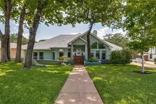 2708 Monarch Dr, Arlington, TX 76006 - Photo 1