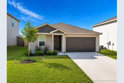 145 Bluebonnet Way, Granbury, TX 76048 - Photo 2