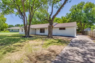 1614 Dakota Dr, Garland, TX 75043 - Photo 2