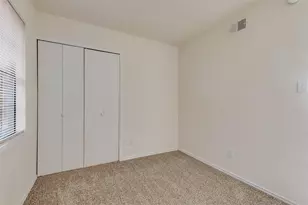 2315 Sunflower Dr, Arlington, TX 76014 - Photo 16