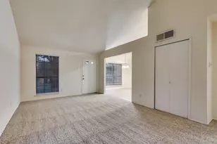 2315 Sunflower Dr, Arlington, TX 76014 - Photo 8