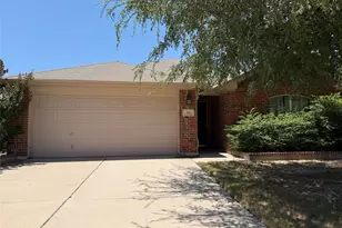 224 Spring Hollow Dr, Saginaw, TX 76131 - Photo 1