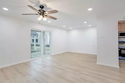 5881 Preston View Boulevard #151, Dallas, TX 75240 - Photo 4