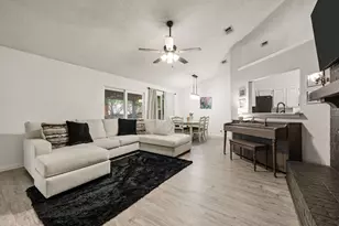 1428 Thistlewood Ln, Grapevine, TX 76051 - Photo 6