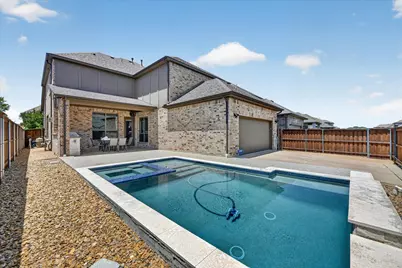 12728 Royal Oaks Lane, Farmers Branch, TX 75234 - Photo 2