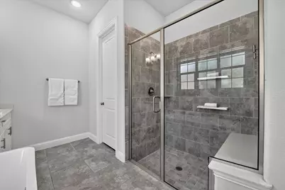 12728 Royal Oaks Lane, Farmers Branch, TX 75234 - Photo 20