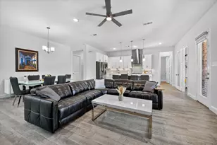12728 Royal Oaks Ln, Farmers Branch, TX 75234 - Photo 12