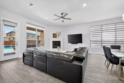 12728 Royal Oaks Lane, Farmers Branch, TX 75234 - Photo 12