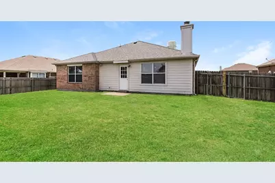 1600 Shady Shores Drive, Glenn Heights, TX 75154 - Photo 18