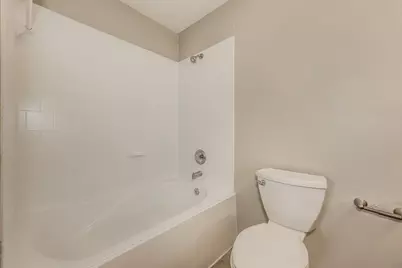 1600 Shady Shores Drive, Glenn Heights, TX 75154 - Photo 14