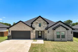 2107 Cole St, Mabank, TX 75147 - Photo 2