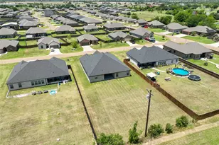 2107 Cole St, Mabank, TX 75147 - Photo 32
