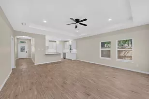 724 N Clements St, Gainesville, TX 76240 - Photo 12