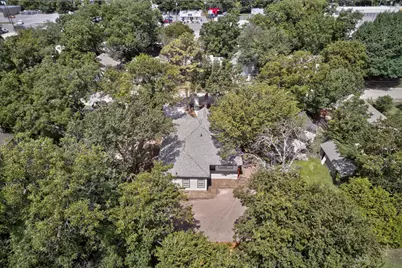 724 N Clements Street, Gainesville, TX 76240 - Photo 36