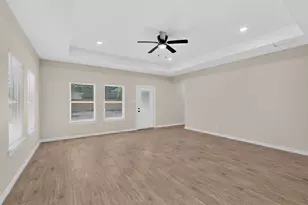 724 N Clements St, Gainesville, TX 76240 - Photo 12