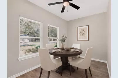 724 N Clements Street, Gainesville, TX 76240 - Photo 2