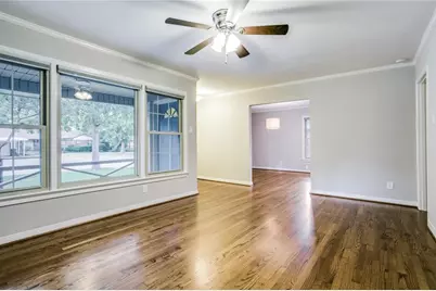 9210 San Fernando Way, Dallas, TX 75218 - Photo 4